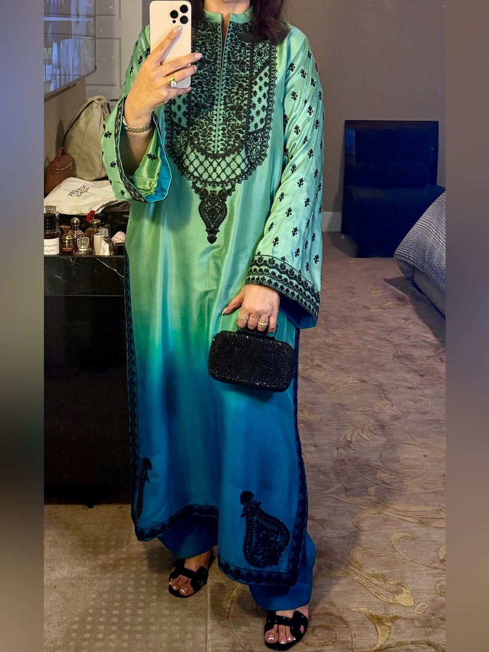 Embroidered Long Sleeve Maxi Dress in Green-Blue
